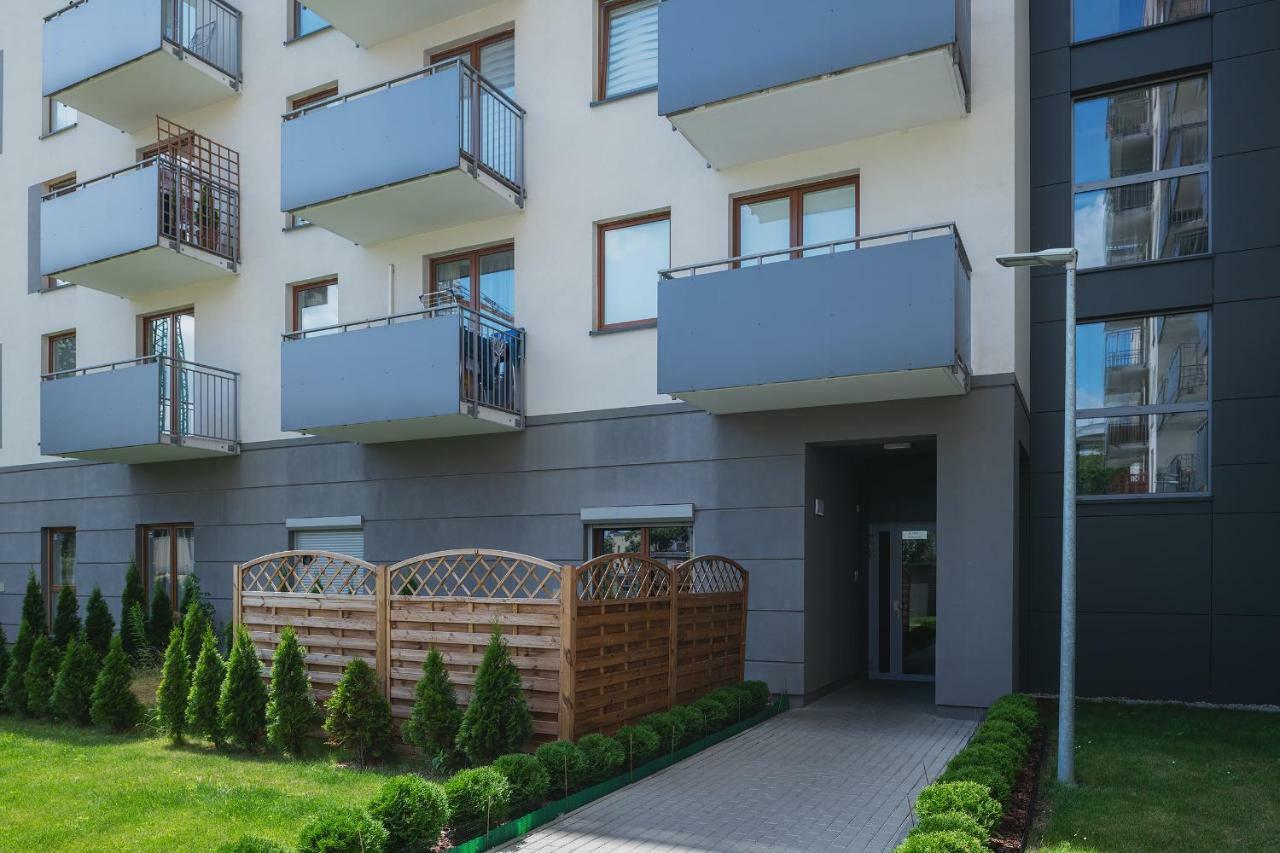 P&O Serviced Apartments Wawrzyszewska Varsovia Exterior foto